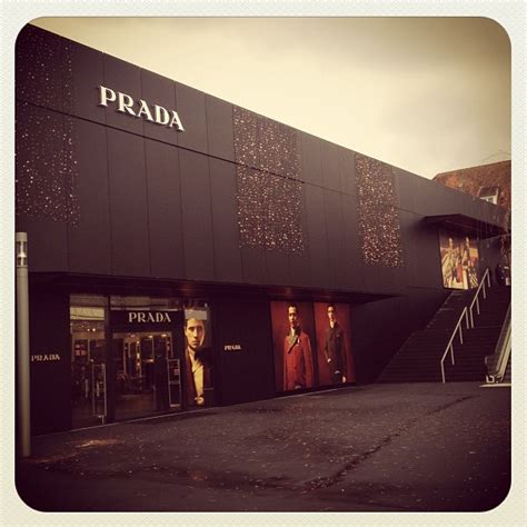 bilder von prada metzingen|prada germany.